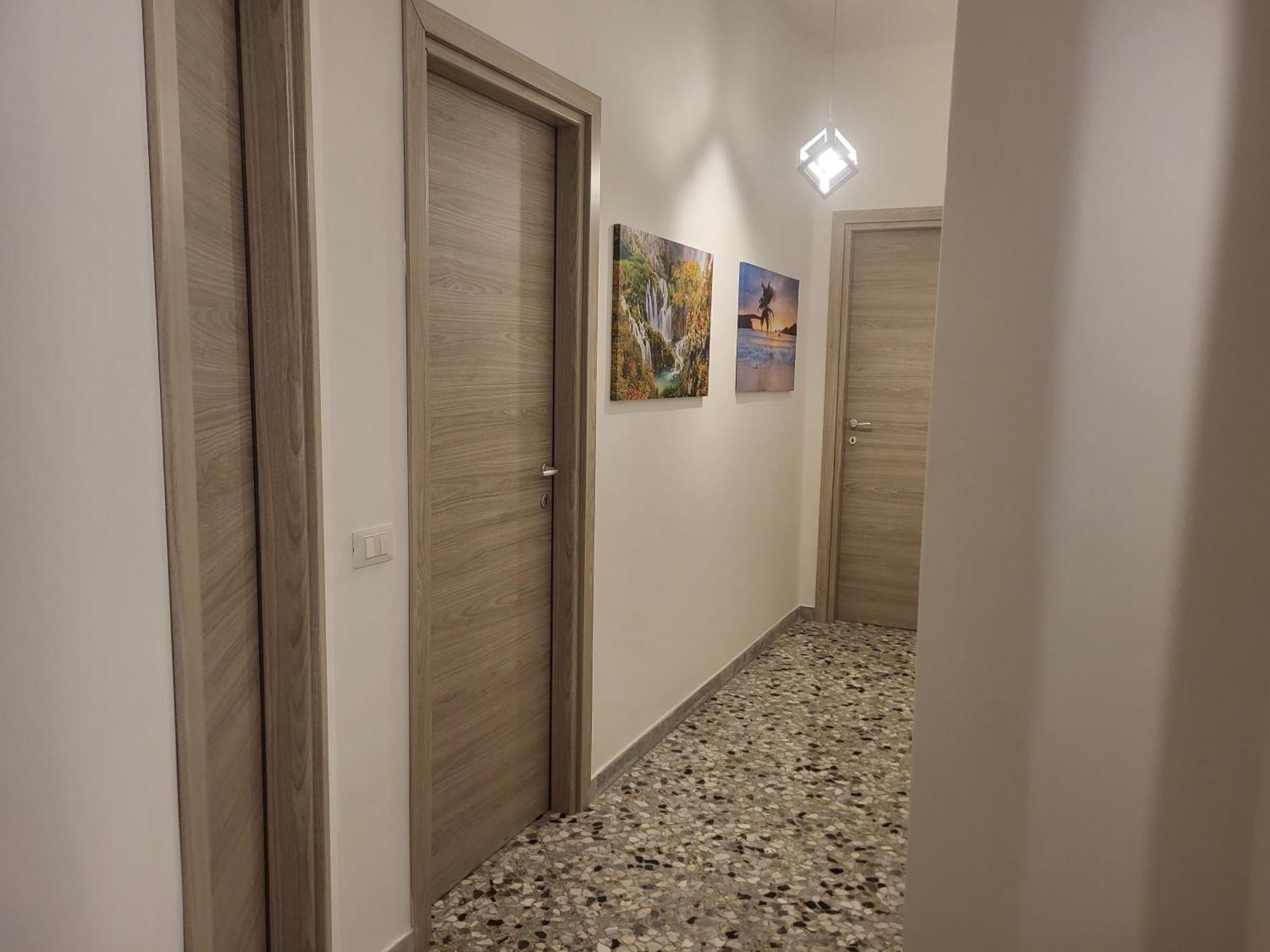 Garibaldi Square Apartment Bari Ngoại thất bức ảnh