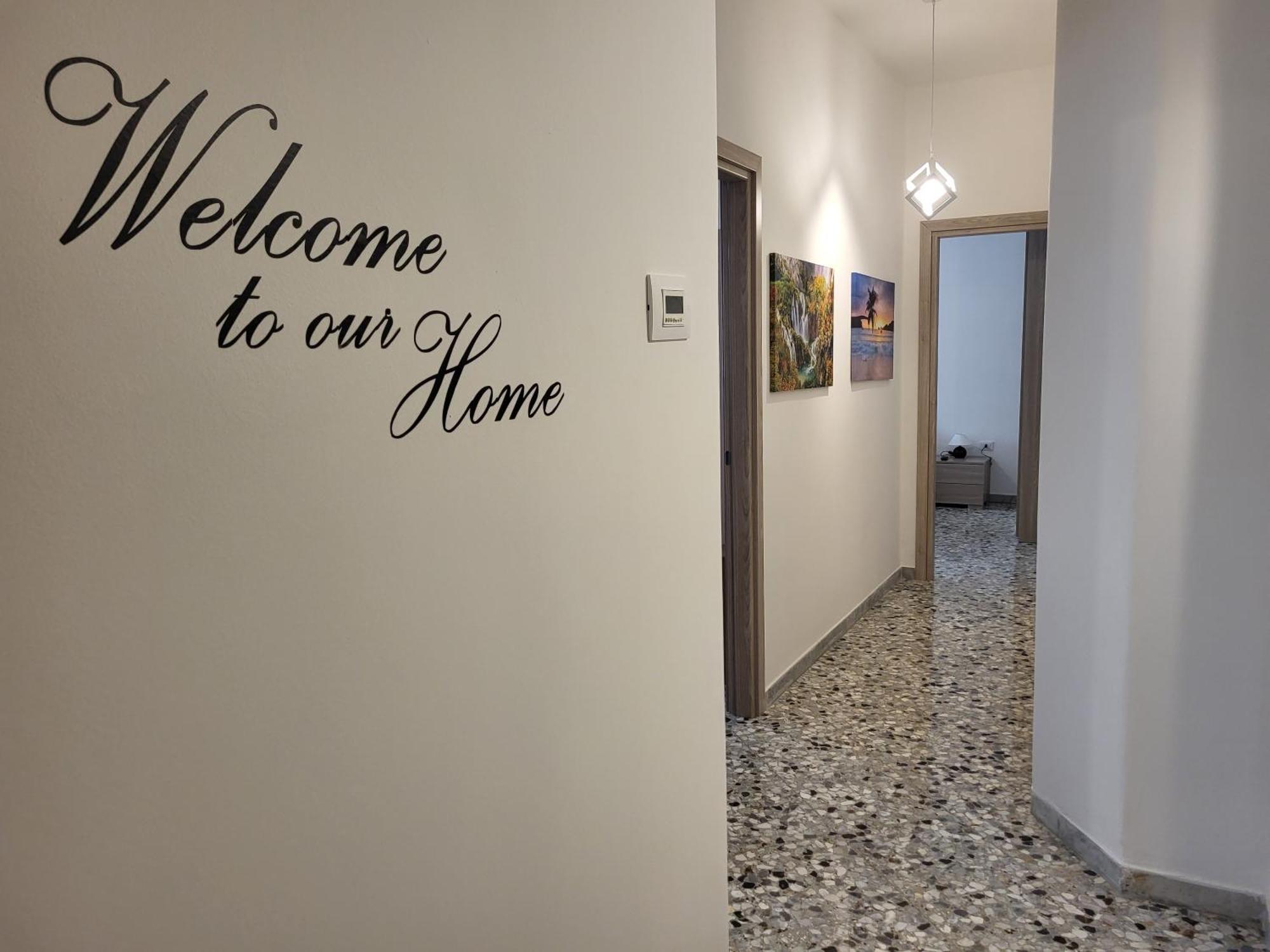 Garibaldi Square Apartment Bari Ngoại thất bức ảnh