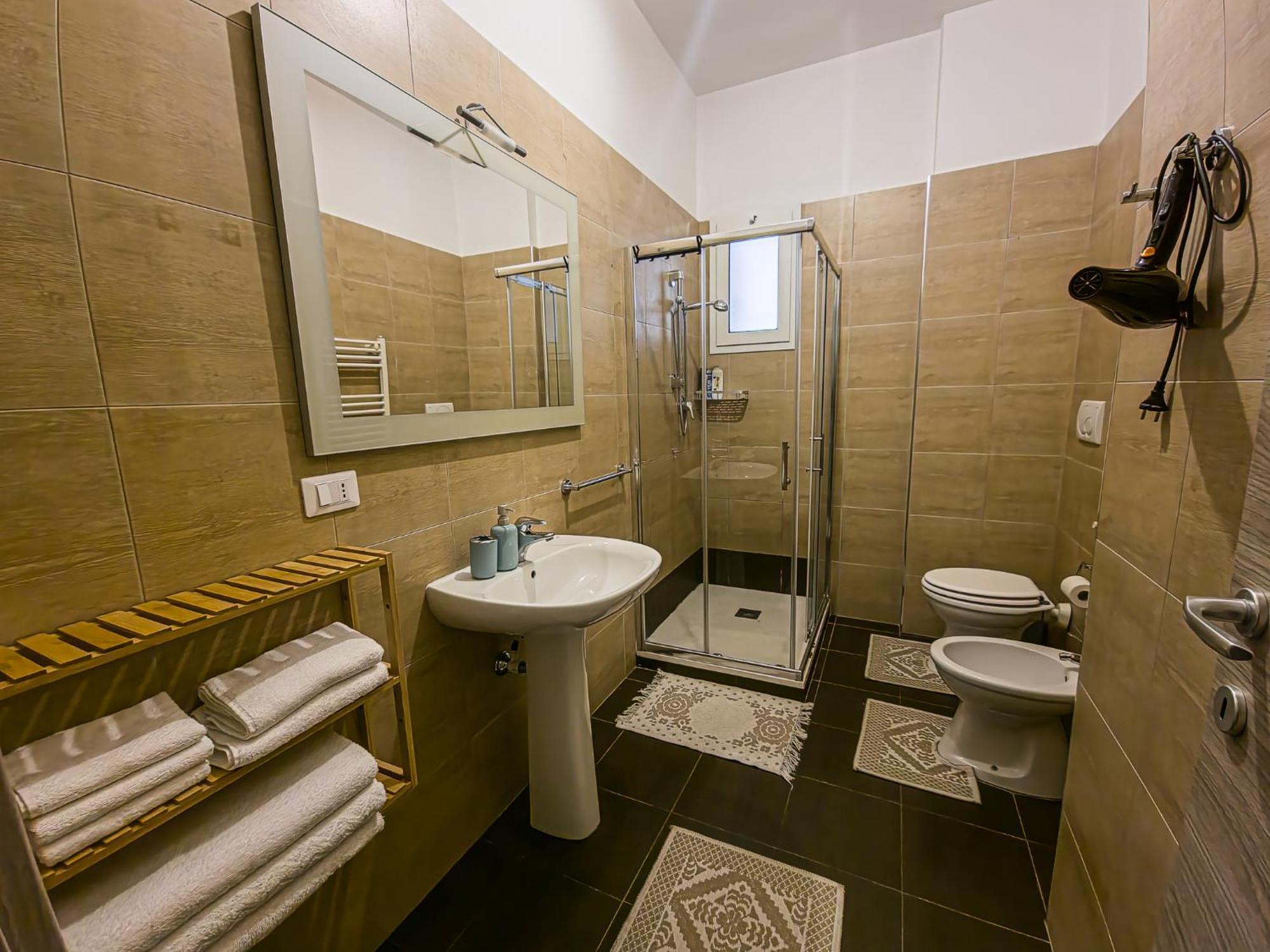 Garibaldi Square Apartment Bari Ngoại thất bức ảnh